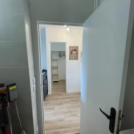 Grand Studio Amenage En T2 Appartement *